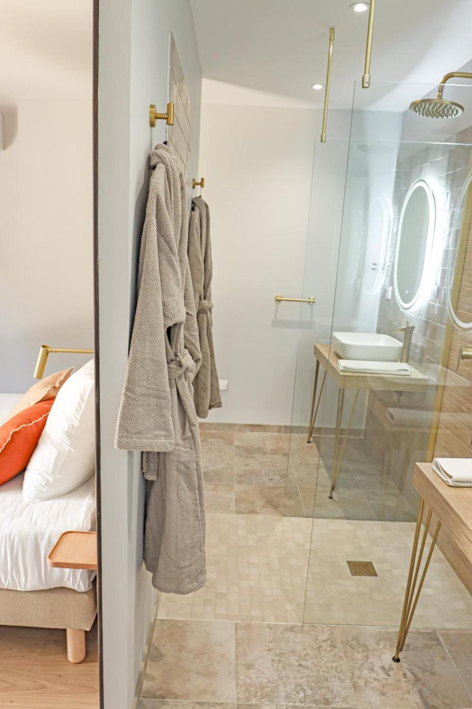 Les Gites De Laure - L'Eden Romantique, Chambres Hotes, Spa Prive, Couloir De Nage, Adults Only Malves-en-Minervois Exteriér fotografie